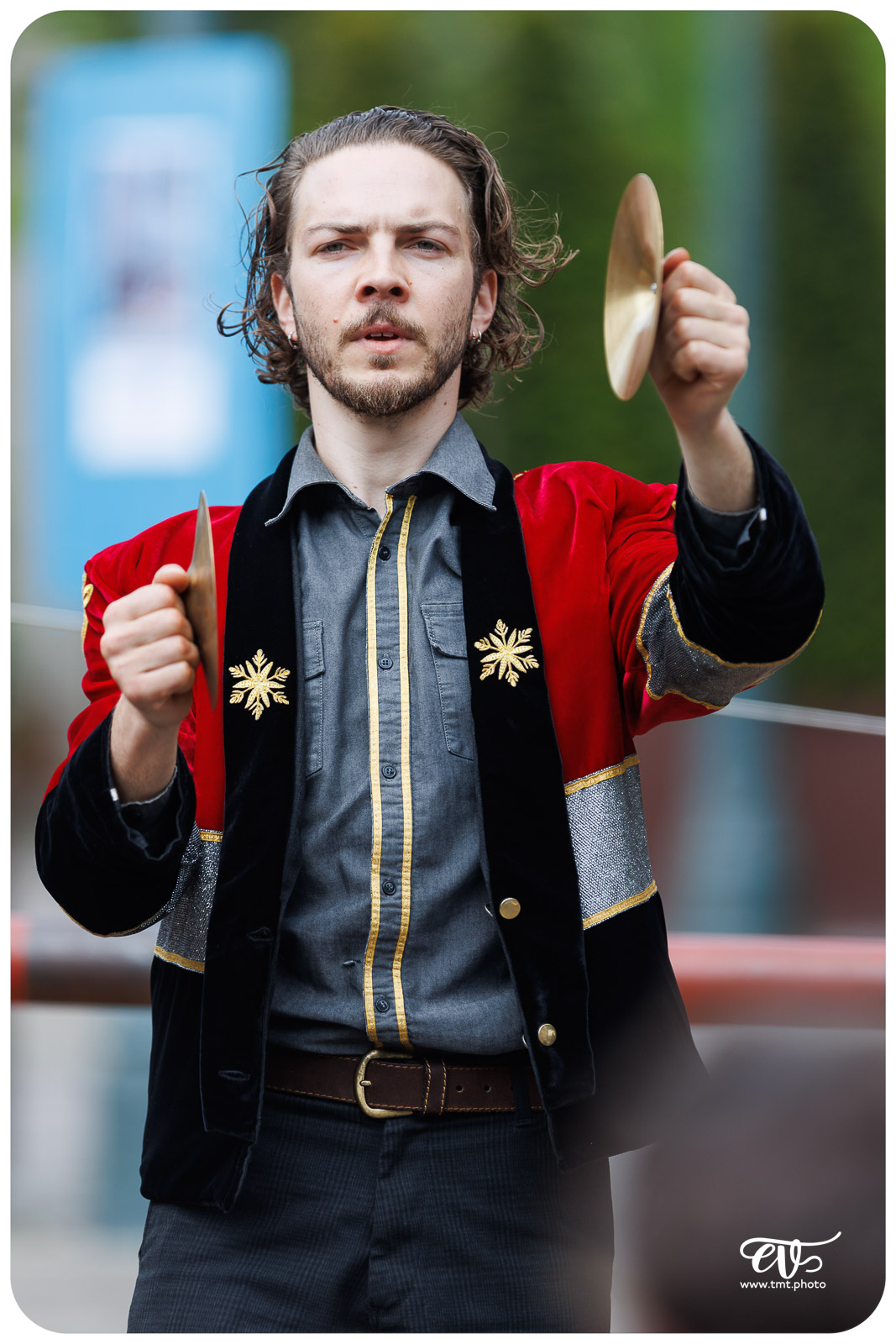 SUR MESURE (CIE BARRIÈRE)